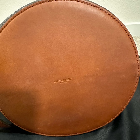 Saint Laurent Le Monogramme leather-trimmed bucket bag (NWT) - Picture 6 of 9